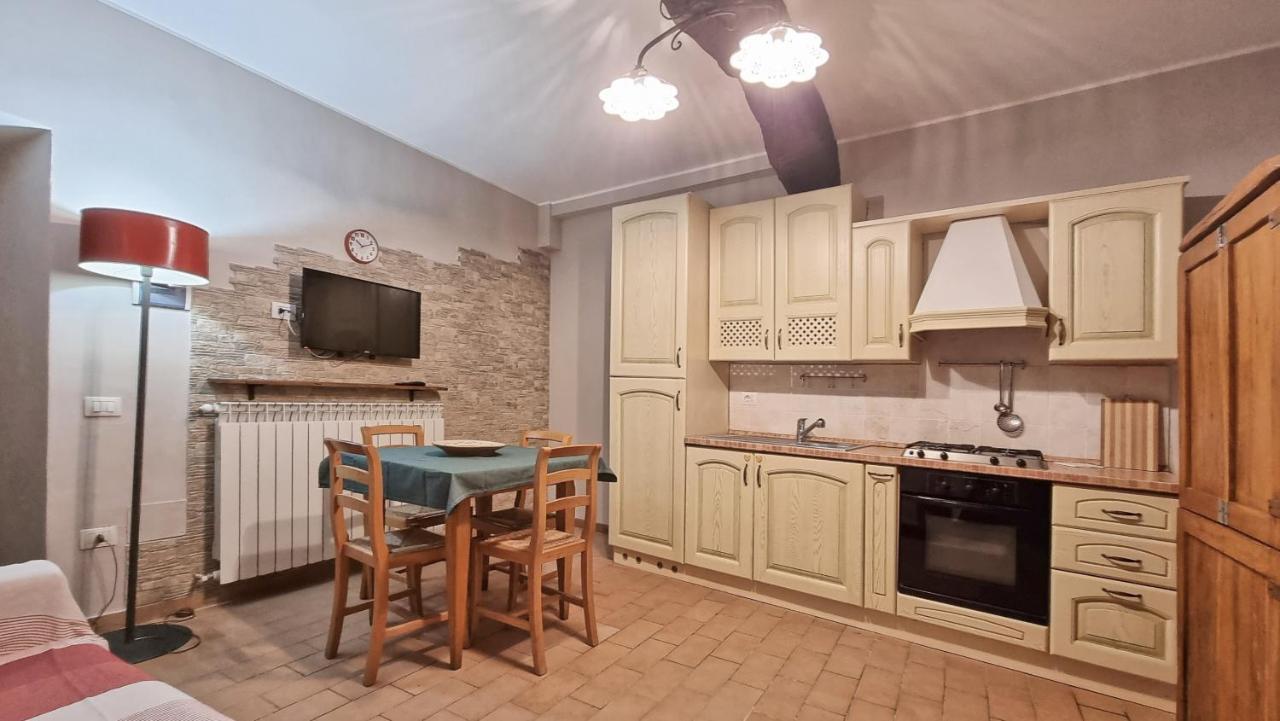 Residenza Dei Longobardi Affittacamere Spoleto Zewnętrze zdjęcie
